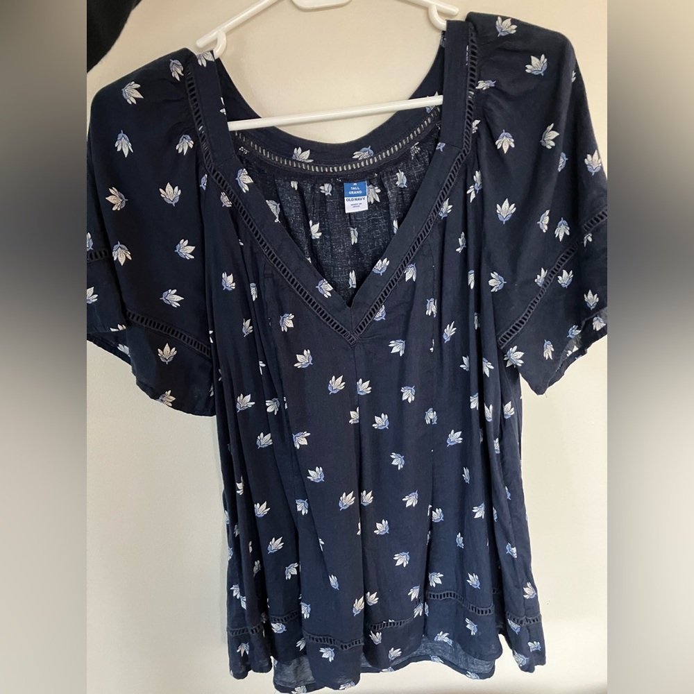 Old navy blouse